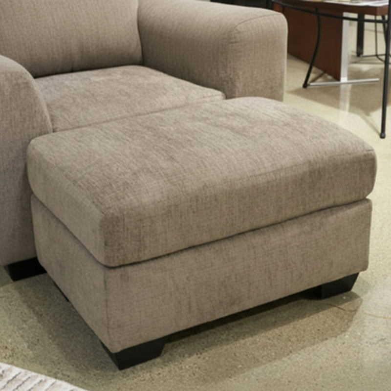 Loreo Ottoman