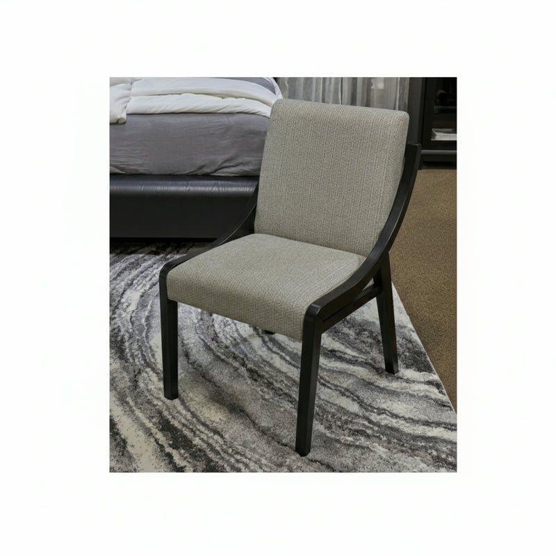 Rylandyn Dining Upholstered Chair