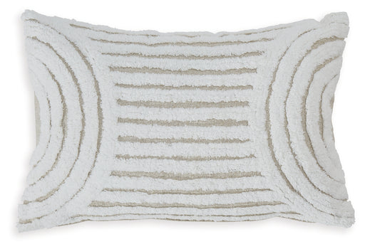 Farissen Pillow