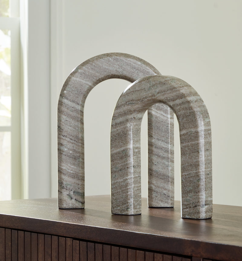Keithton Sculpture Set