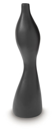 Judsen Vase