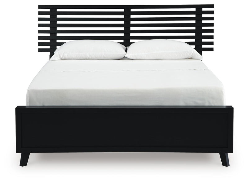 Danziar Slat Panel Bed