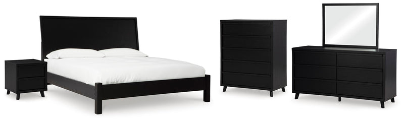 Danziar Panel Bed Bedroom Set