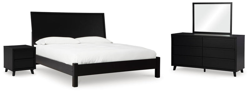 Danziar Panel Bed Bedroom Set