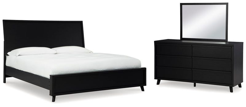 Danziar Panel Bed Bedroom Set