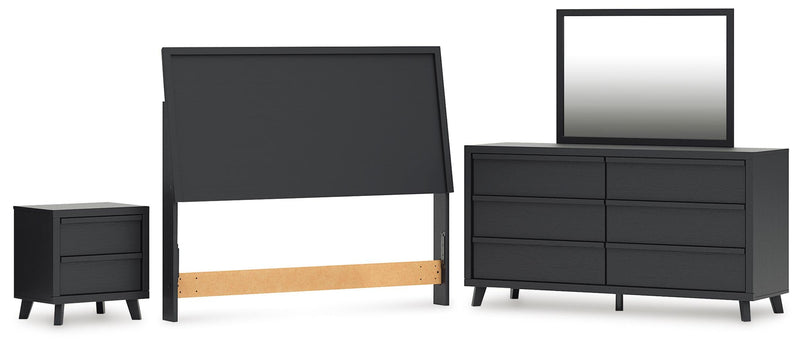 Danziar Panel Headboard Bedroom Set