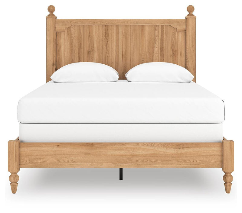 Galletyn Panel Bed