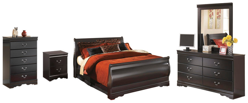 Huey Vineyard Sleigh Bed Bedroom Set