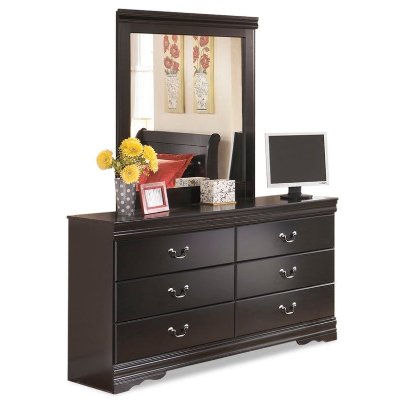 Huey Vineyard Dresser and Mirror