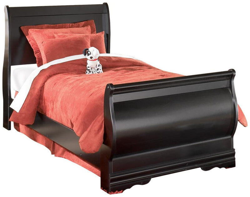 Huey Vineyard Sleigh Bed Bedroom Set