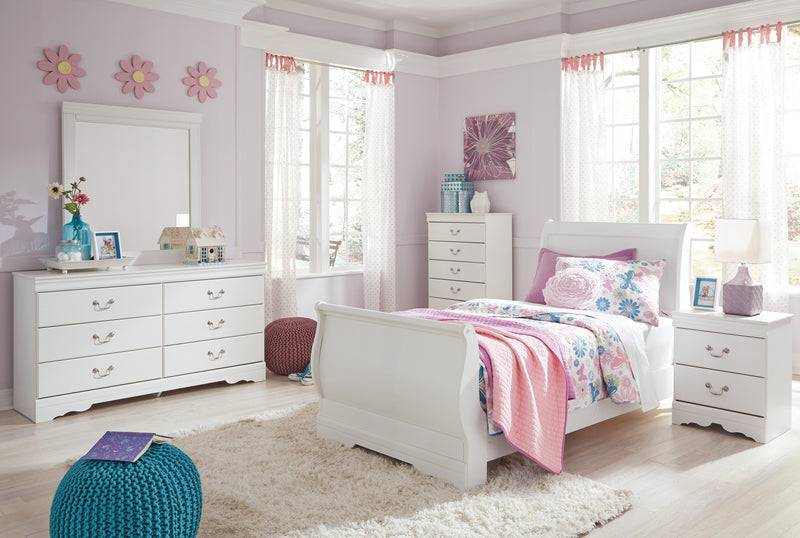 Anarasia Sleigh Bed Bedroom Set