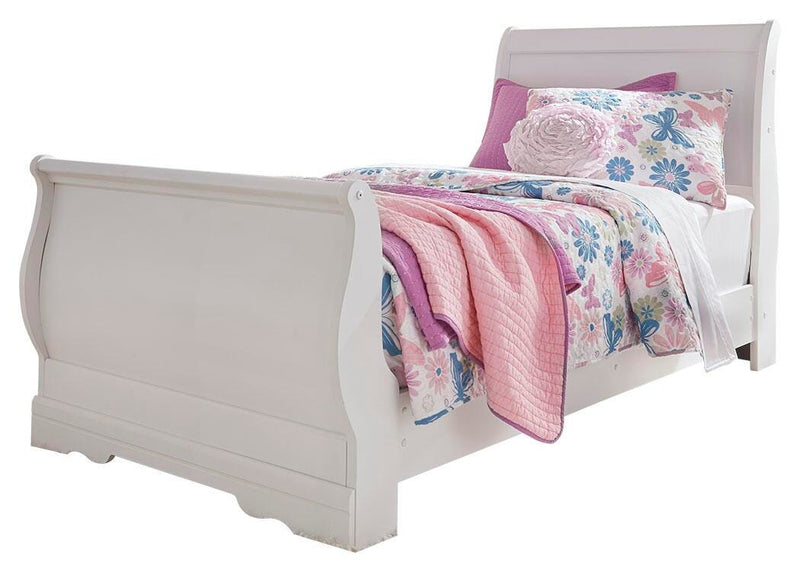 Anarasia Sleigh Bed