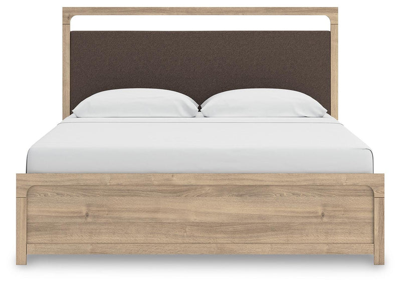 Kinlanni Upholstered Platform Bed Bedroom Set