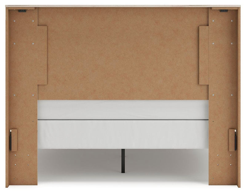 Lawroy Panel Bed