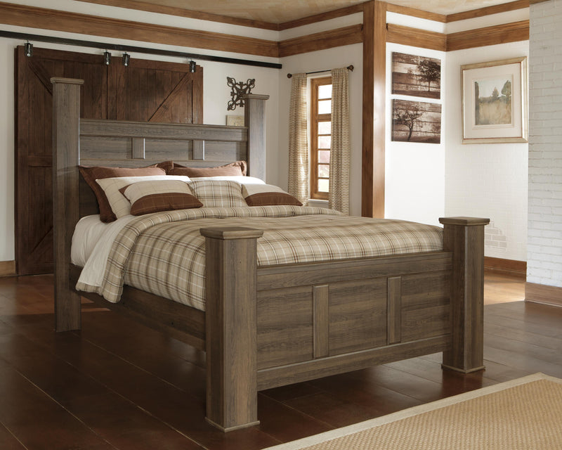 Juararo Poster Bed Bedroom Set