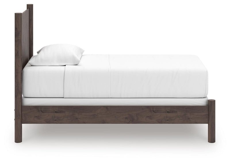 Juego de dormitorio Pamytta con cama de paneles