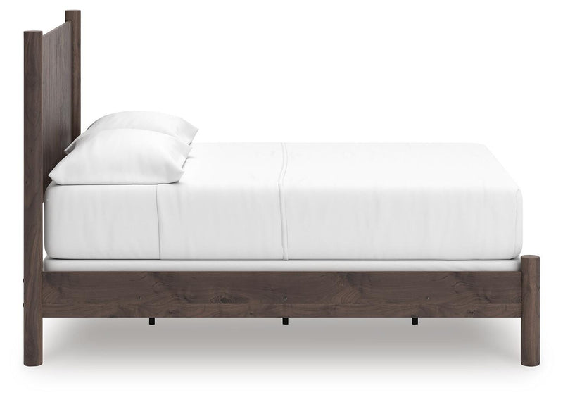 Juego de dormitorio Pamytta con cama de paneles