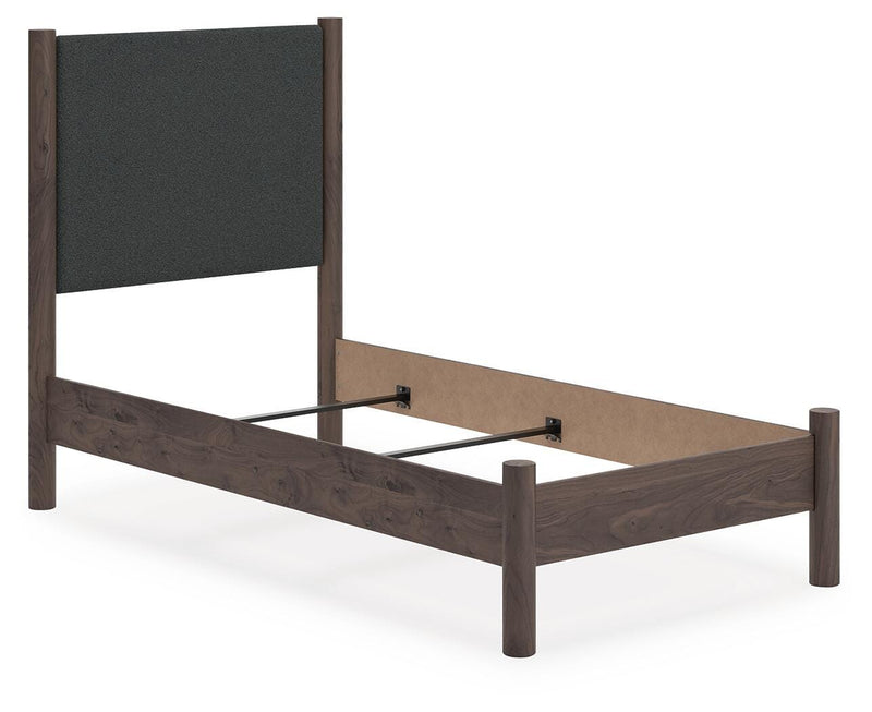 Cama panel tapizada Cadmori
