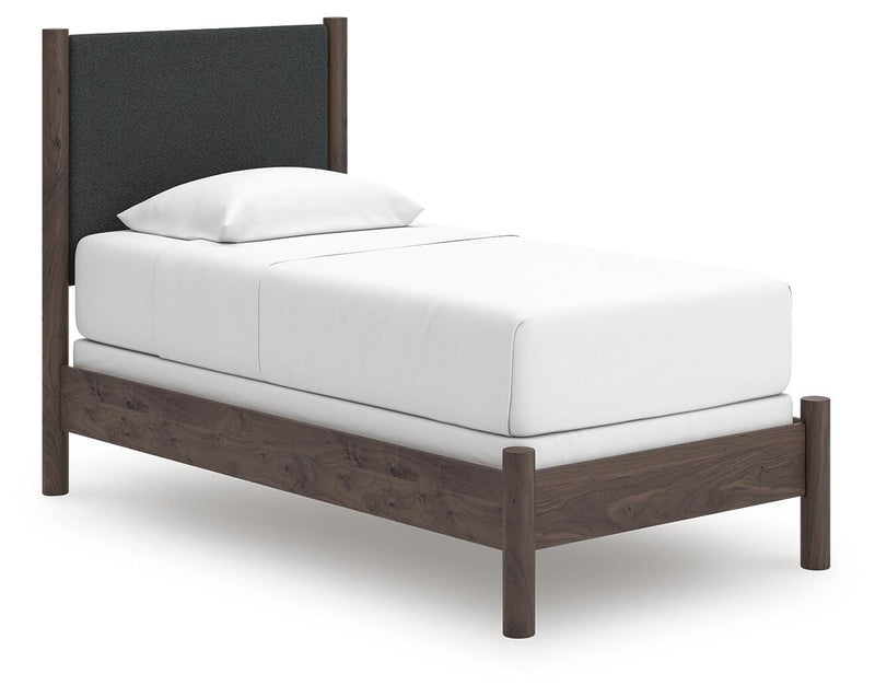 Cama panel tapizada Cadmori
