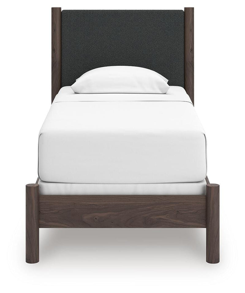 Cama panel tapizada Cadmori