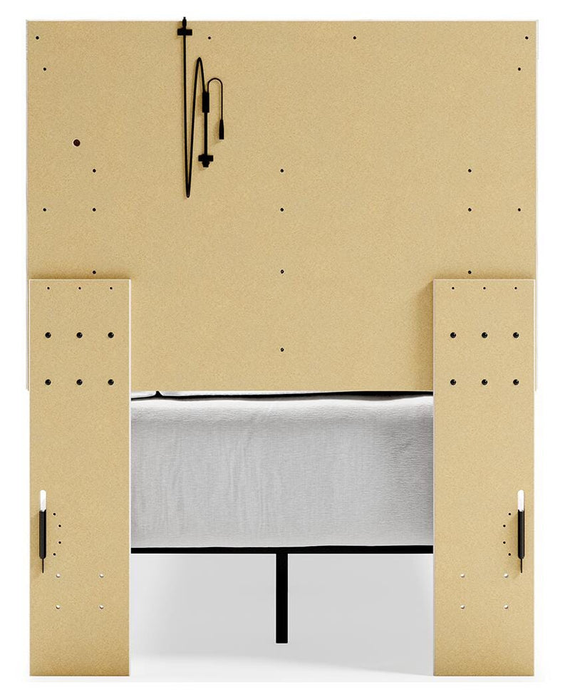 Altyra Panel Bed