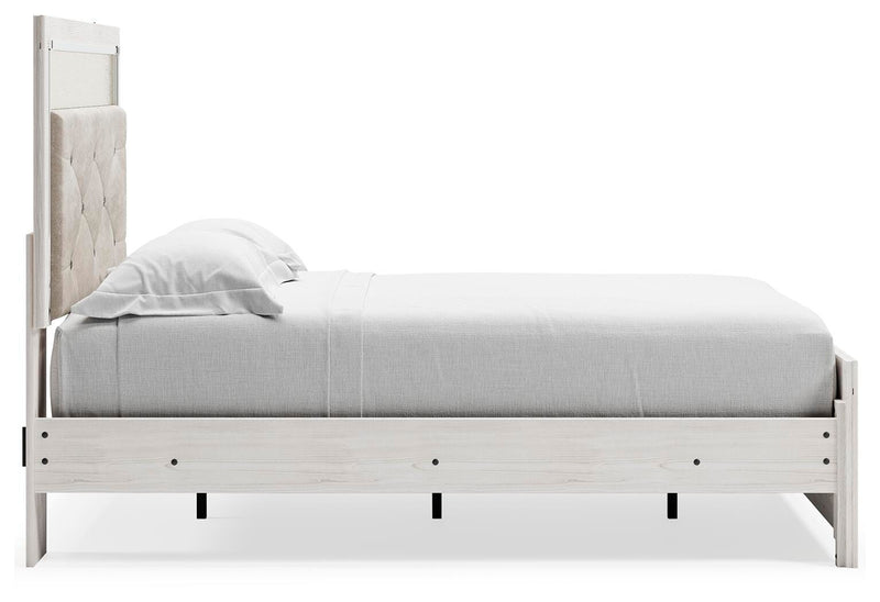 Altyra Panel Bed