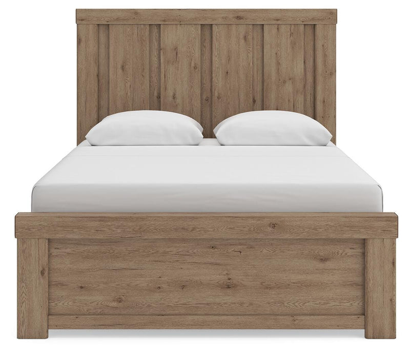Garistyn Panel Bed