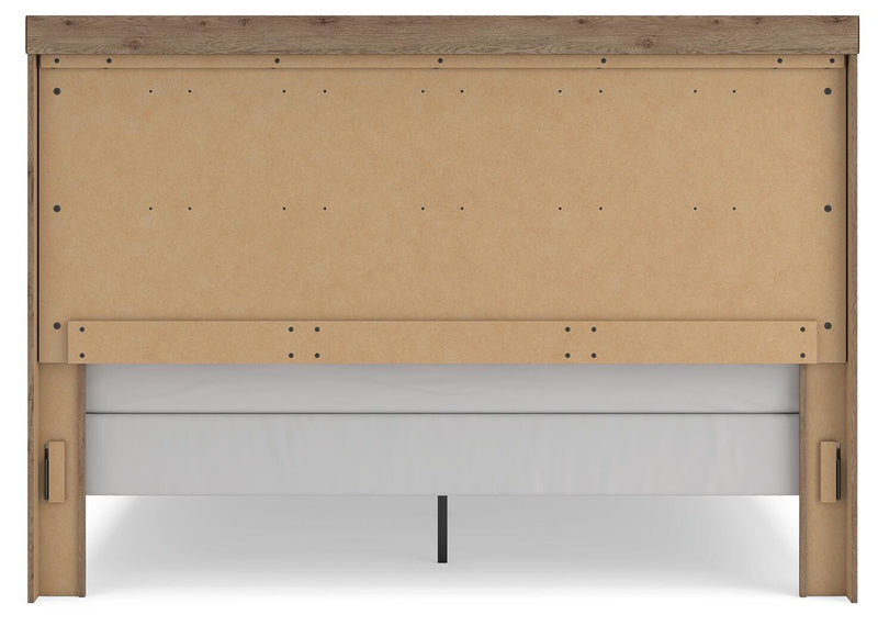 Garistyn Panel Bed