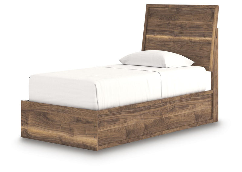 Zadilyn Panel Bed