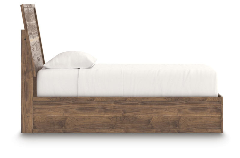 Zadilyn Panel Bed
