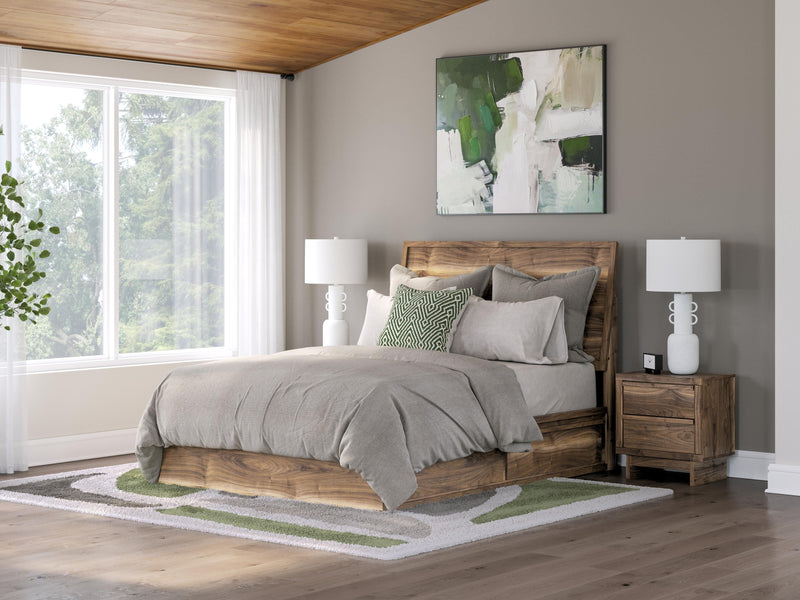 Zadilyn Panel Bed with Storage