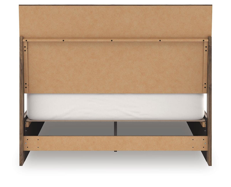 Zadilyn Panel Bed