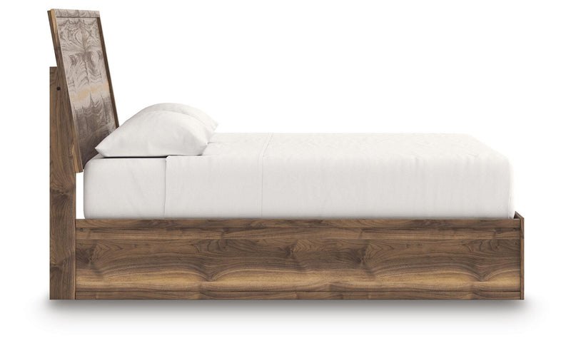 Zadilyn Panel Bed