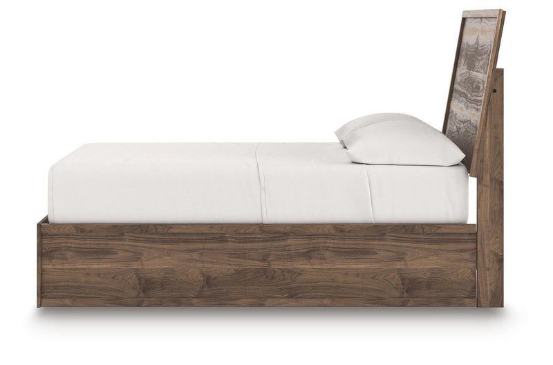 Zadilyn Panel Bed