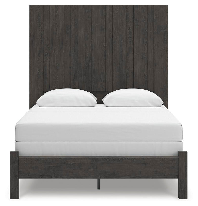 Fraluna Panel Bed Bedroom Set
