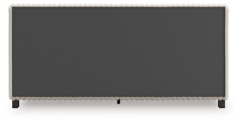 Birmonton Upholstered Bed