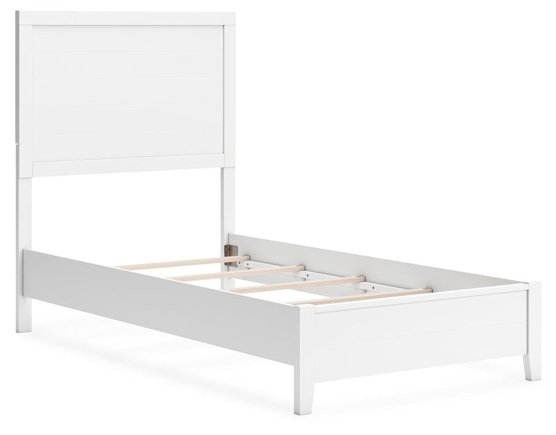 Binterglen Panel Bed