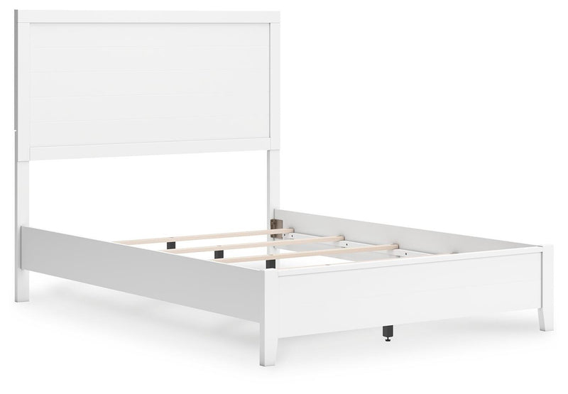 Binterglen Panel Bed