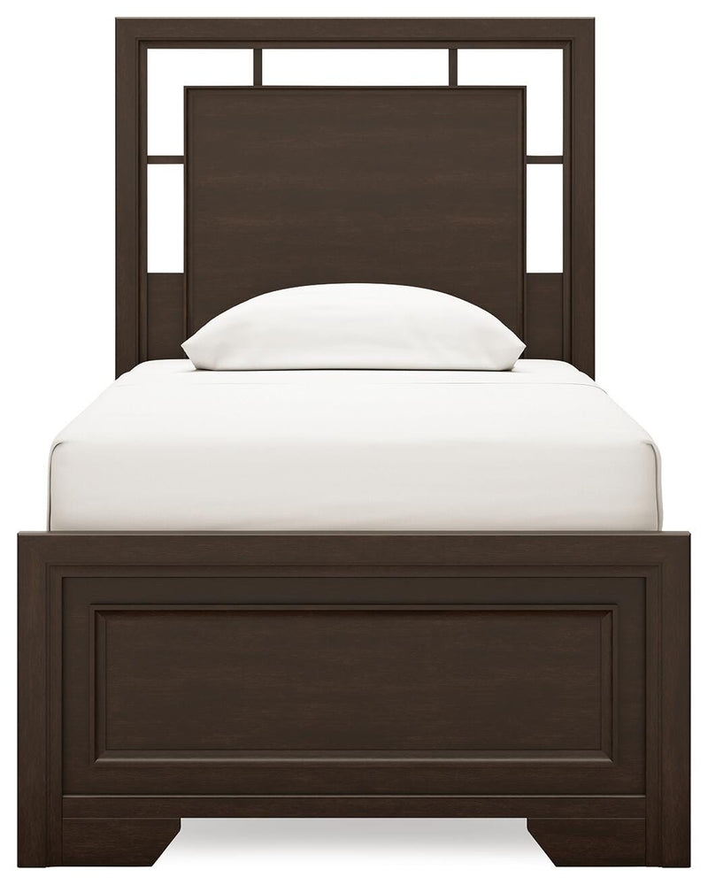 Covetown Panel Bed Bedroom Set