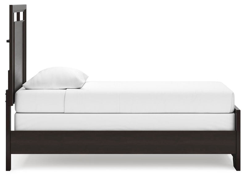 Covetown Panel Bed Bedroom Set