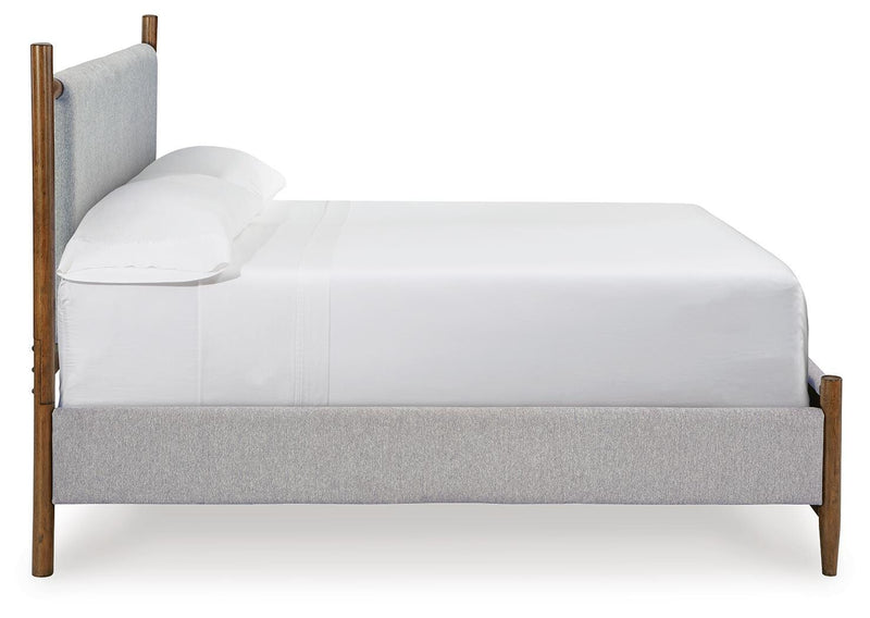 Juego de dormitorio de cama tapizada Lyncott