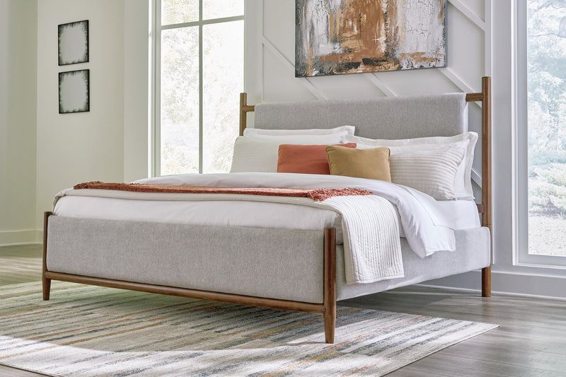 Cama tapizada Lyncott