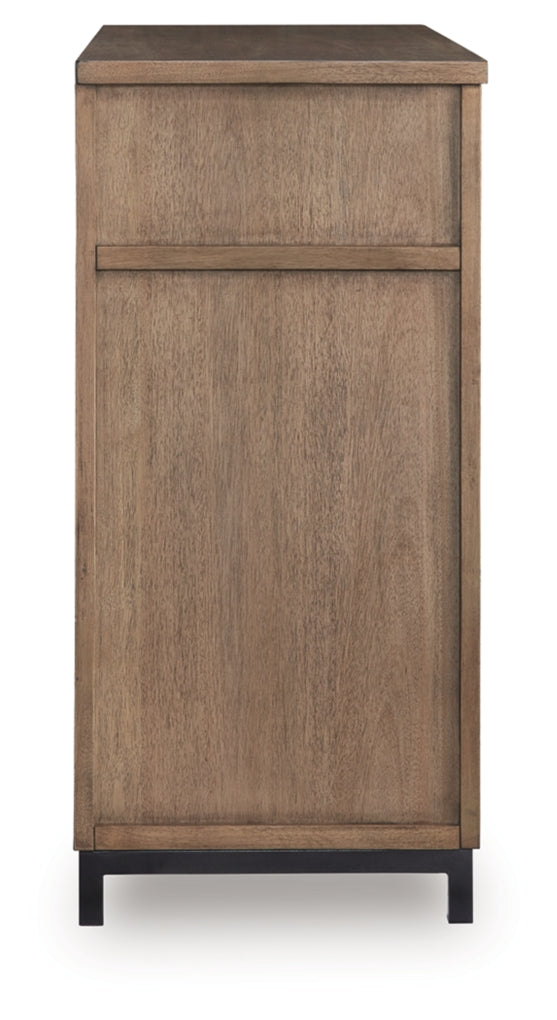 Tomtyn Dresser & Chest