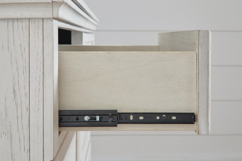 Juego de dormitorio con cama panel Robbinsdale