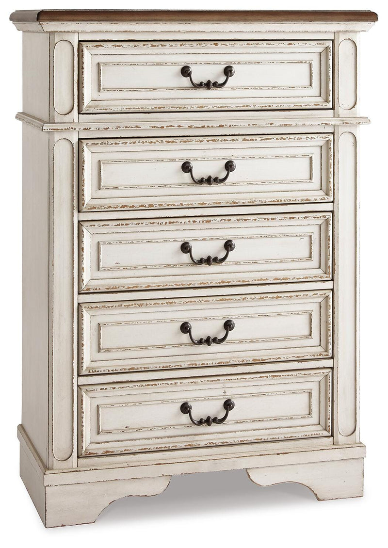 Realyn Panel Bed Bedroom Set