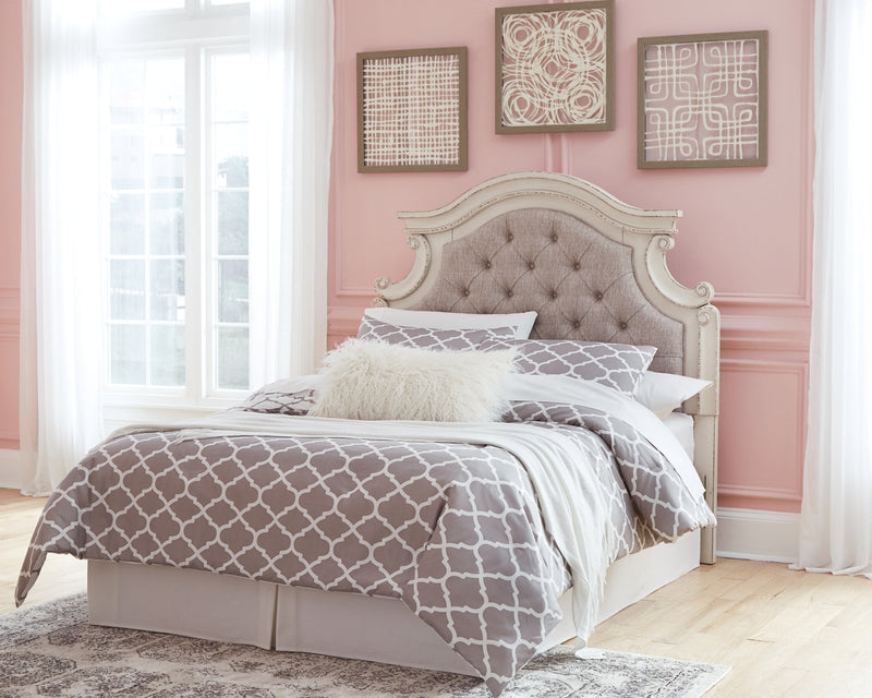 Realyn UPH Panel Headboard