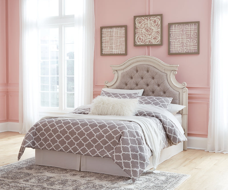 Realyn UPH Panel Headboard