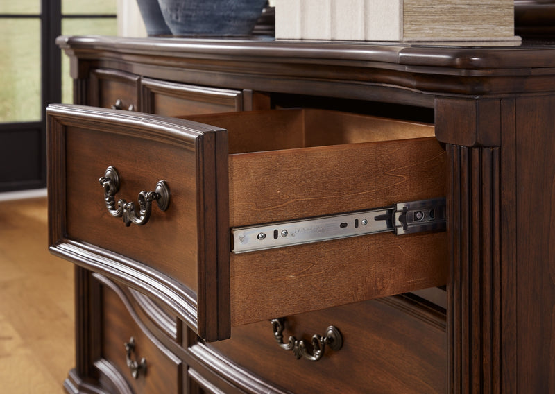 Lavinton Dresser & Chest