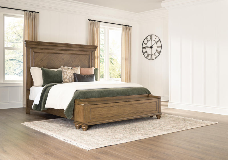 Waynely Panel Storage Bed