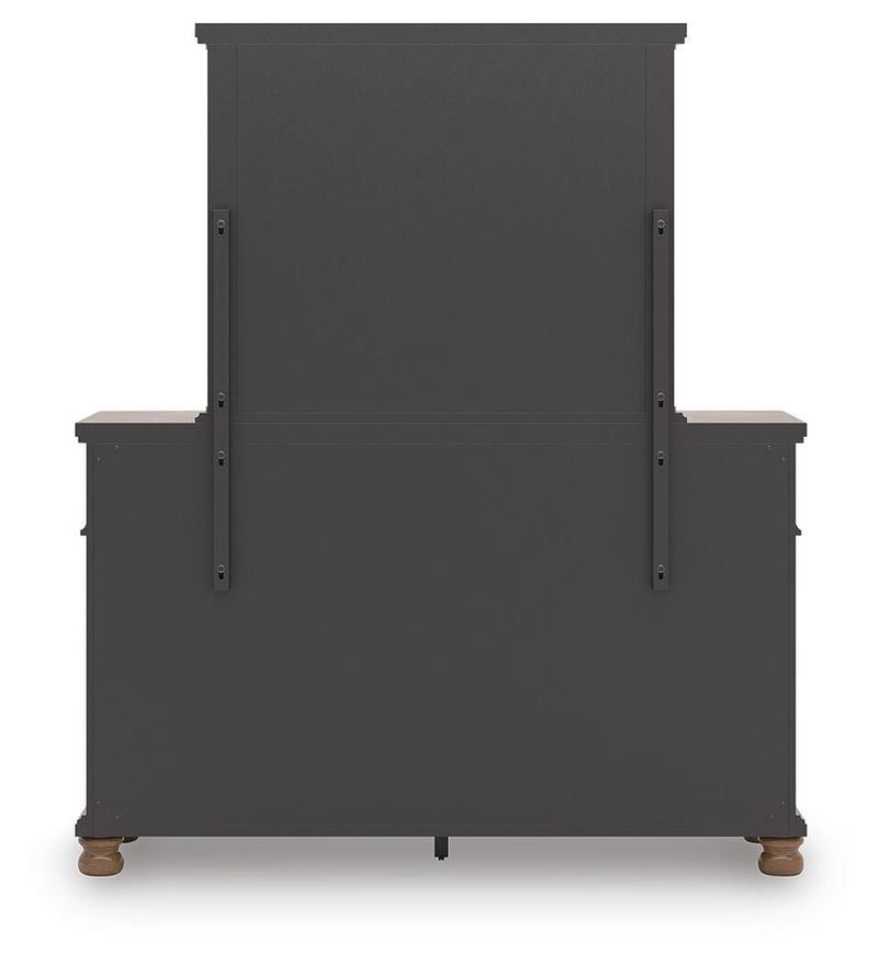 Rowlenstown Poster Bed Bedroom Set